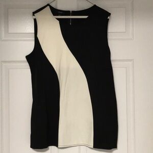 Alfani Black and White Sleeveless Top zip back 28” NWT
